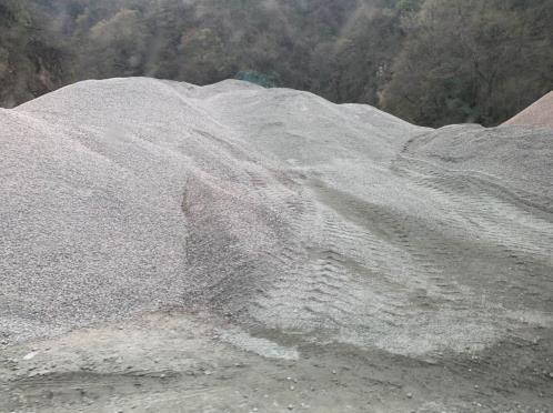 陜西西安寶坪高速施工標段私設碎石場